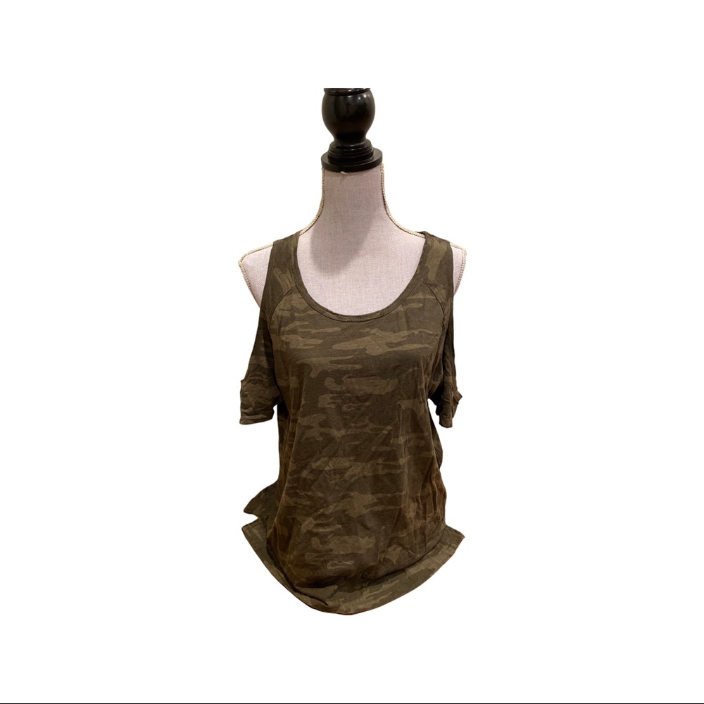 Cold shoulder, camo tshirt from Sanctuary